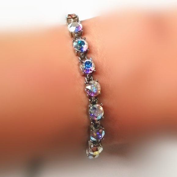 Jewelry - Aurora Borialis bracelet